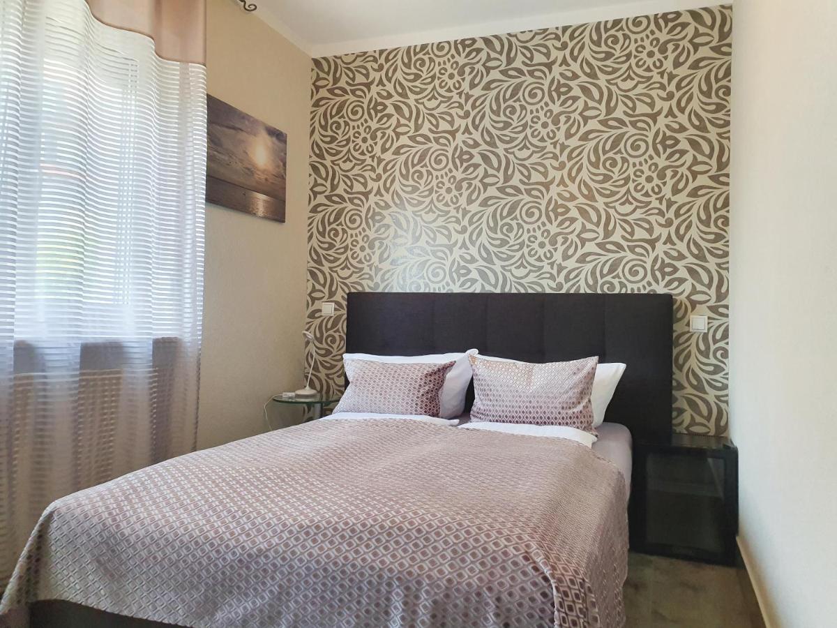 Homestay Ferienzimmer Ellisee, Kontaktloser Check-in Friedrichshafen