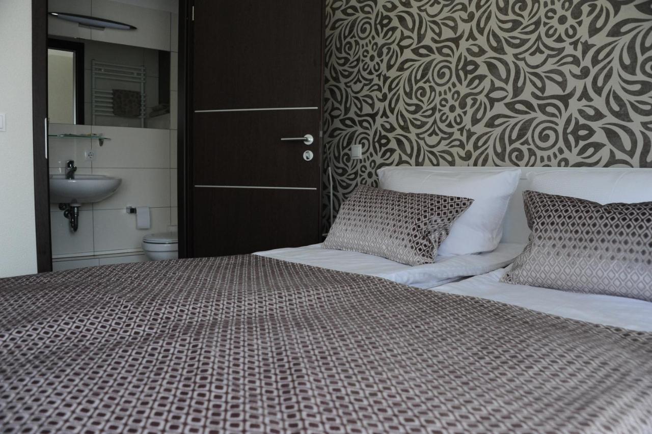 Ferienzimmer Ellisee, Kontaktloser Check-in * Friedrichshafen